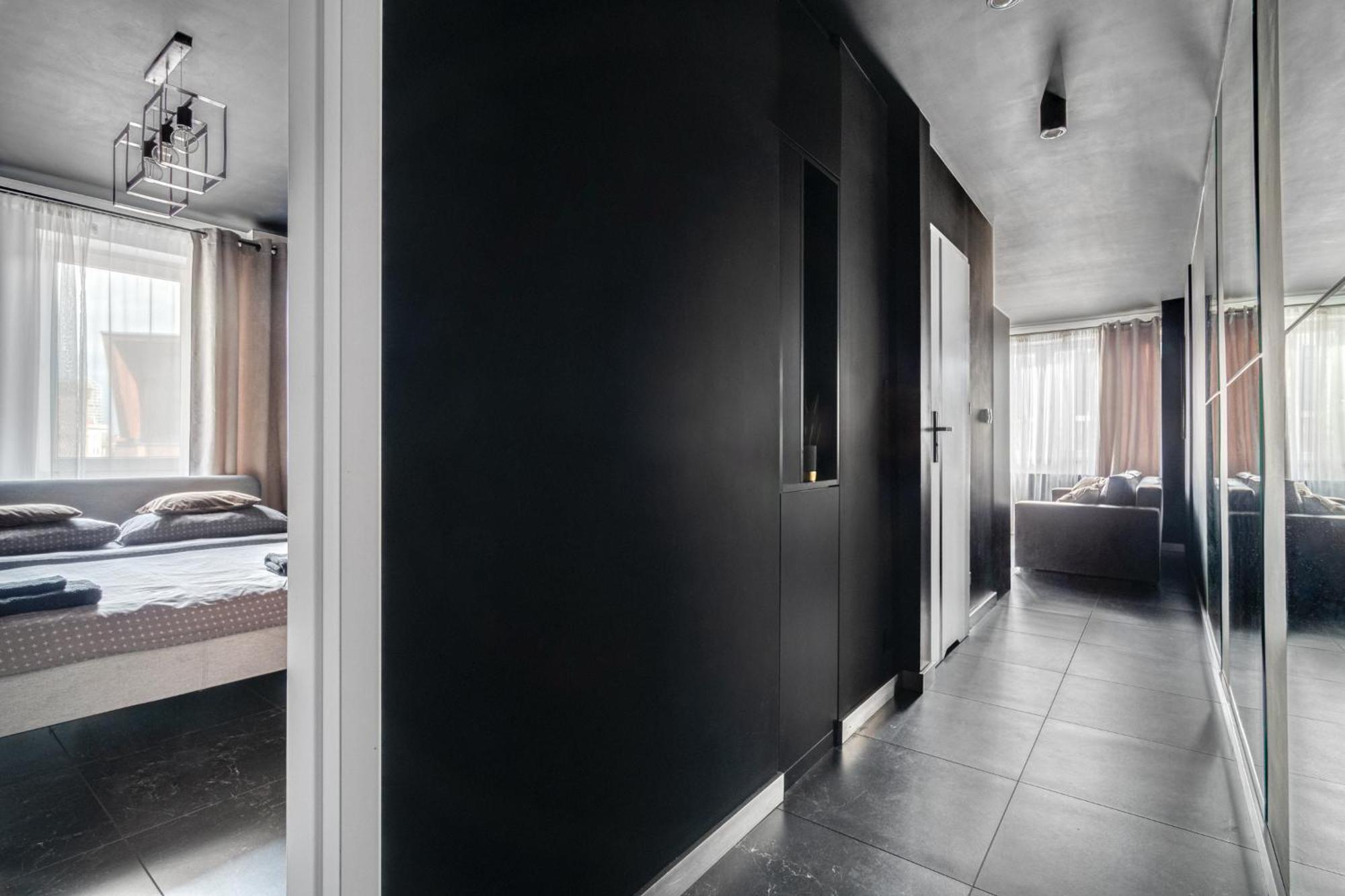 Blacknight Apartment - Self Check-In 24H Breslavia Exterior foto